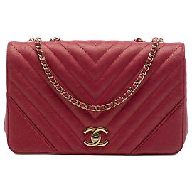 Chanel Red Medium Chevron Iridescent Caviar Statement Flap Rot