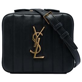 Autre Marque Saint Laurent Vicky Gürteltasche aus schwarzem gestepptem Lammleder mit Monogramm Schwarz