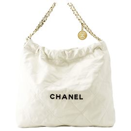 Bolsa Chanel 22 Small em couro de bezerro brilhante matelassé branco Branco Fora de branco