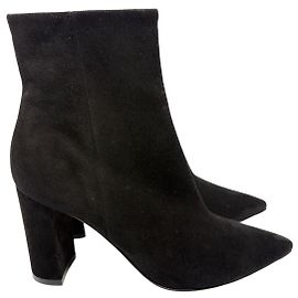 Gianvito Rossi Black Suede Pointed Toe Block Heel Ankle Boots Black