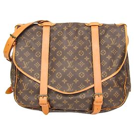 Louis Vuitton Saumur Monogram Canvas 43 Castaño
