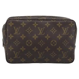 Louis Vuitton Trousse Toiletry Monogram Canvas 23 Brown