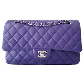 Bolsa Chanel Classic Medium Flap Couro Matelassê Roxo Roxo