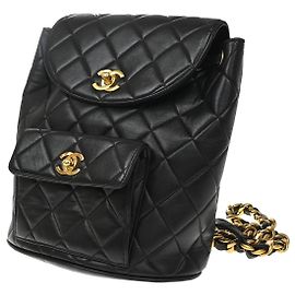 Chanel Vintage CC Pocket Quilted Lambskin Small Preto