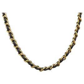 Collier CHANEL Métal Doré CC Auth bs37528 Autre