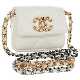 CHANEL Matelasse Chain Shoulder Pouch Lamb Skin Gold White CC Auth 206352SAM White Golden