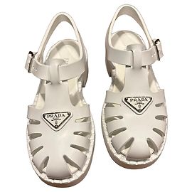 Prada Sandali Jelly in gomma bianca Bianco