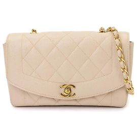 Borsa a tracolla Chanel Diana Matelasse 22 con catena Beige
