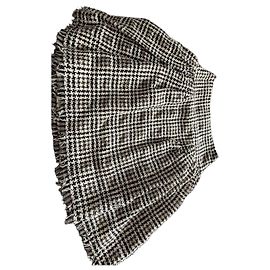 Chanel Houndstooth check short skirt Black White