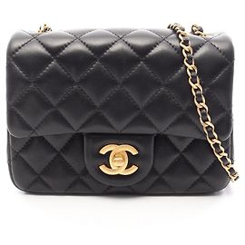 Bolsa de Ombro Chanel Mini Matelassé Preto