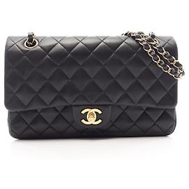 Borsa a tracolla Chanel Matelassé Double Flap Nero