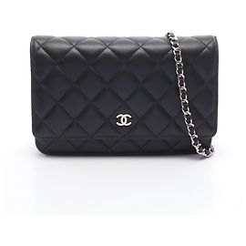 Chanel Matelassé Black Lambskin Shoulder Bag Black