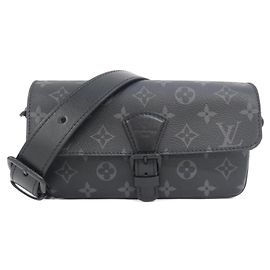 Louis Vuitton Monogram Eclipse Montsouris Wearable Wallet Noir Monogramme