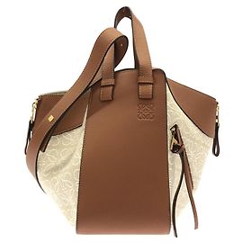 Bolsa de Ombro Loewe Hammock Small Bege Dourado