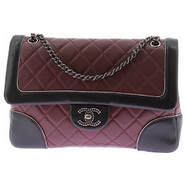 Chanel Bolsa "Paris Salzburg" em couro acolchoado bordô e preto Bordeaux