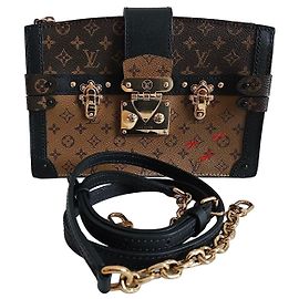 Louis Vuitton Trunk Clutch Monogram Canvas Braun Schwarz