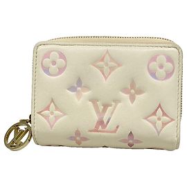 Cartera Louis Vuitton Monogram Embossed Beige