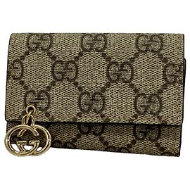 Porta-chaves Gucci GG Supreme em Bege Bege
