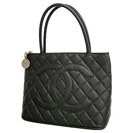 Borsa Tote Chanel in pelle di vitello martellata nera Nero