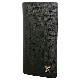 Louis Vuitton Taiga Portefeuille Brazza Long Wallet Black