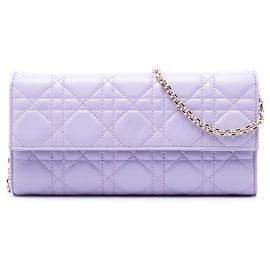 Carteira de corrente Lady Dior em pele de cordeiro Cannage roxa Dior Roxo