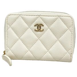 Chanel Ivory Grained Calfskin Coin Case Cream