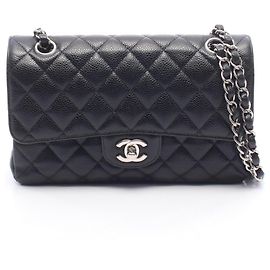 Borsa a tracolla Chanel Matelassé Double Flap Nero