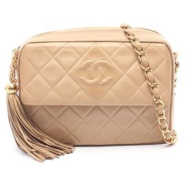 Bolsa de Ombro Chanel Matelassé Coco Mark Tassel Bege