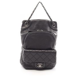 Mochila/Bolsa 2 em 1 Chanel Matelassé Preto