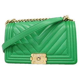 Chanel Boy Chain Schultertasche aus grünem Lammleder Grün