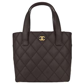 Chanel Surpique Quilted Leather Small Marrone