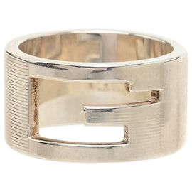 Gucci Silver Cutout G Band Ring Silvery