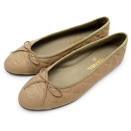 Sapatilhas CHANEL LOGO CC G26250 37 Couro Matelassê Flat Shoes Bege