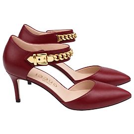 Gucci Sylvie Chain Pumps in Burgundy Leather  Red Dark red