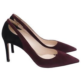 Escarpins à bout pointu et découpes Prada en daim bordeaux Rouge Bordeaux