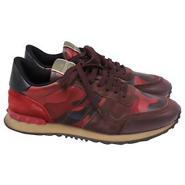 Baskets Valentino Garavani Rockrunner Camouflage en cuir rouge Rouge