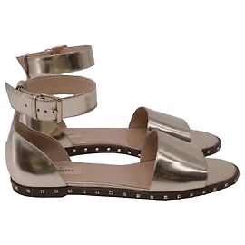 Valentino Garavani Rockstud Ankle Strap Flat Sandals in Gold Leather  Brown Red
