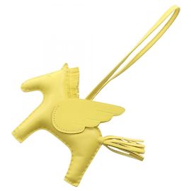 Hermès Hermes Rodeo Pegasus MM Lime Pingente para Bolsa Dourado Amarelo