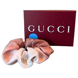Gucci GG Marmont Scrunchie in seta Rosa Bianco