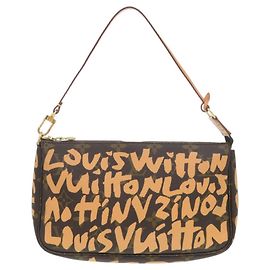 Louis Vuitton Monogram Graffiti Pochette Accessoires Monogramma