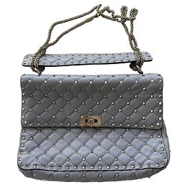 Bolsa de ombro Valentino Garavani Rockstud em couro cinza Cinza