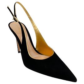 Décolleté Slingback Yves in camoscio nero Gianvito Rossi Nero
