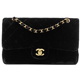 Borsa a tracolla Chanel Medium Classic Double Flap in velluto nero Nero
