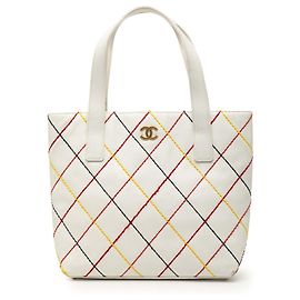 Bolsa Chanel CC Wild Stitch em couro de bezerro branca Branco