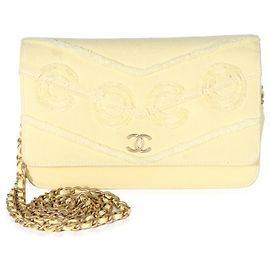 Chanel Yellow Frayed Denim Coco Wallet On Chain Gelb