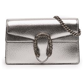 Bolsa Tiracolo Mini Dionysus Gucci em couro prateado Prata