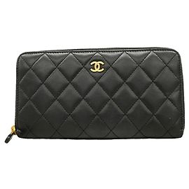 Cartera larga Chanel negra de piel de cordero Negro
