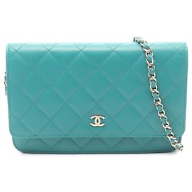 Cartera Chanel Blue CC Quilted Lambskin Wallet On Chain Azul Azul marino