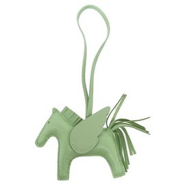 Hermès Hermes Rodeo Pegasus Handbag Charm Grün Hellgrün