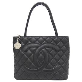 Chanel 1804 Handbag Black Grained Calfskin Black